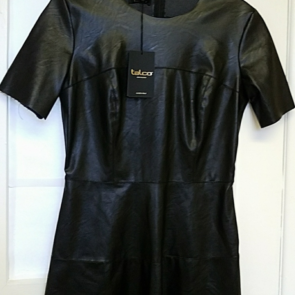 Dress - Picture 2 of 4